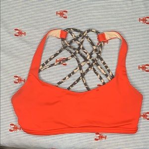 Lululemon free to be wild bra